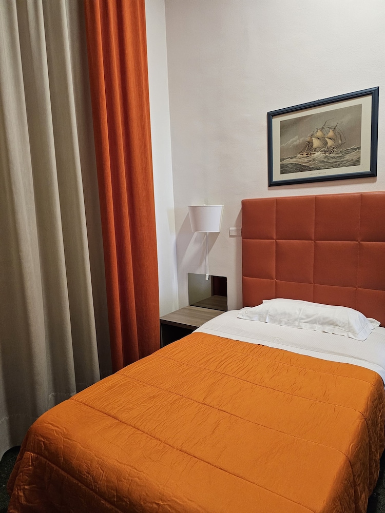 Hotel Etnea 316 12/62