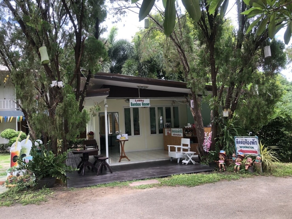 Bamboo House Kanchanaburi 4/50