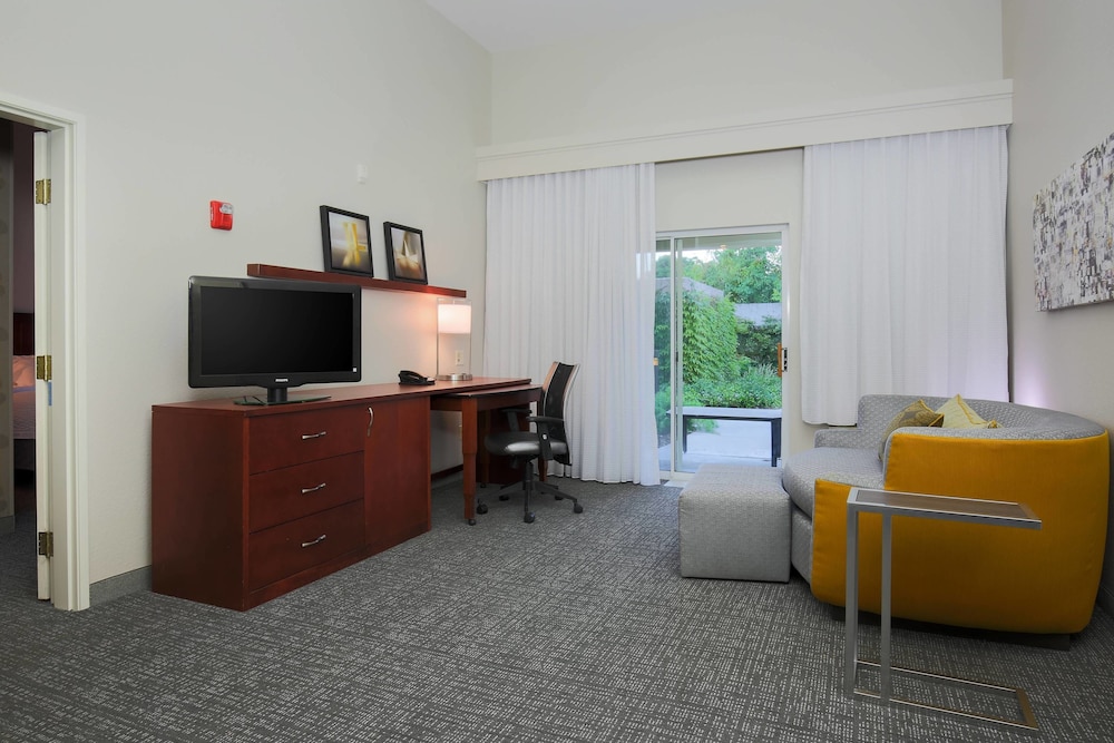 Courtyard By Marriott Chico 51/66