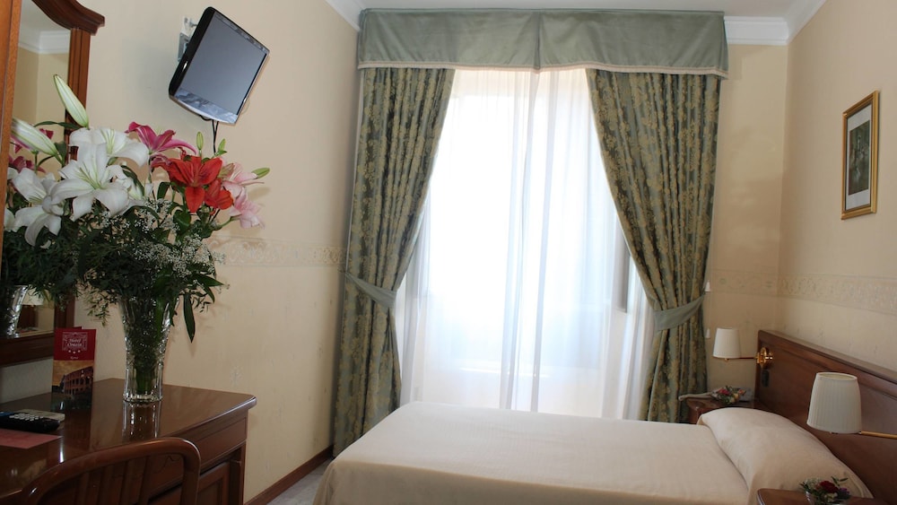Hotel Orazia 38/57