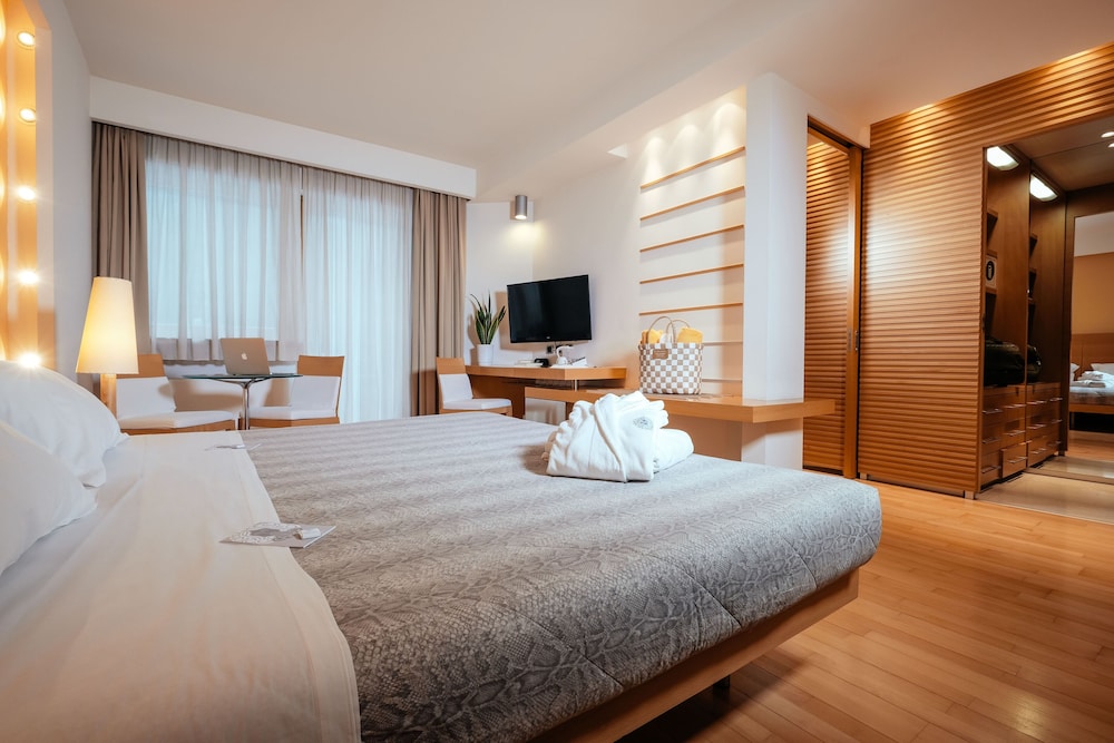 GRAND HOTEL TERME DI COMANO 5/56