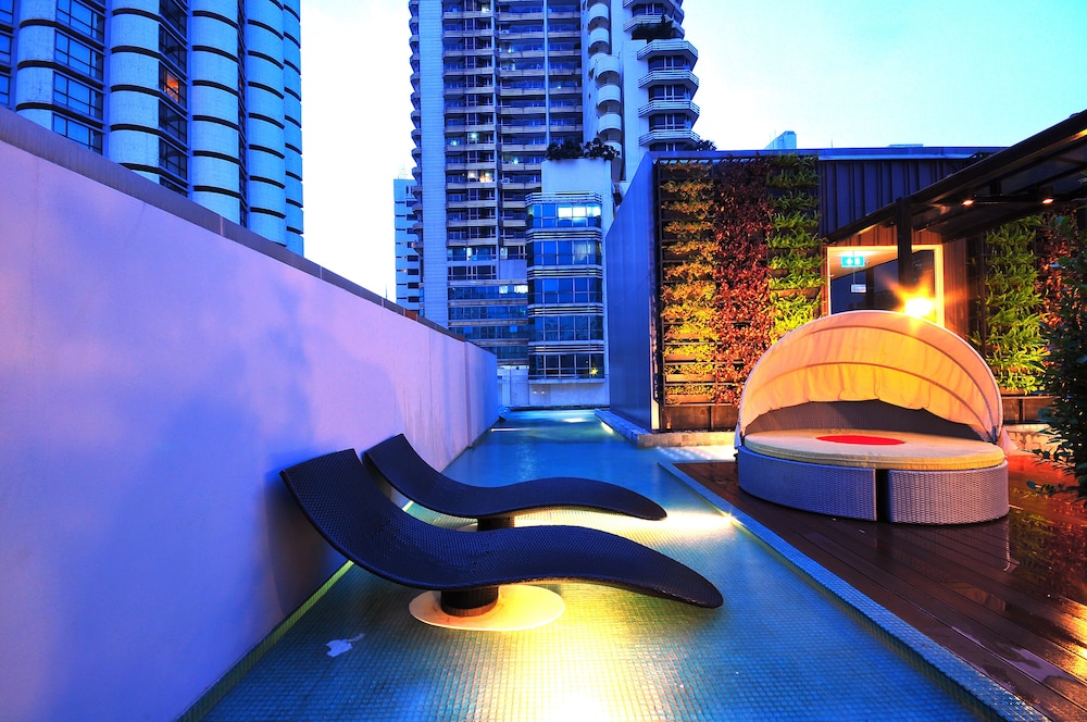 Hotel Citrus Sukhumvit 13 by Compass Hospitality 3/70