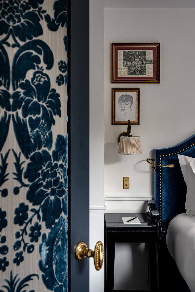 LA CHAMBRE DU MARAIS 19/50
