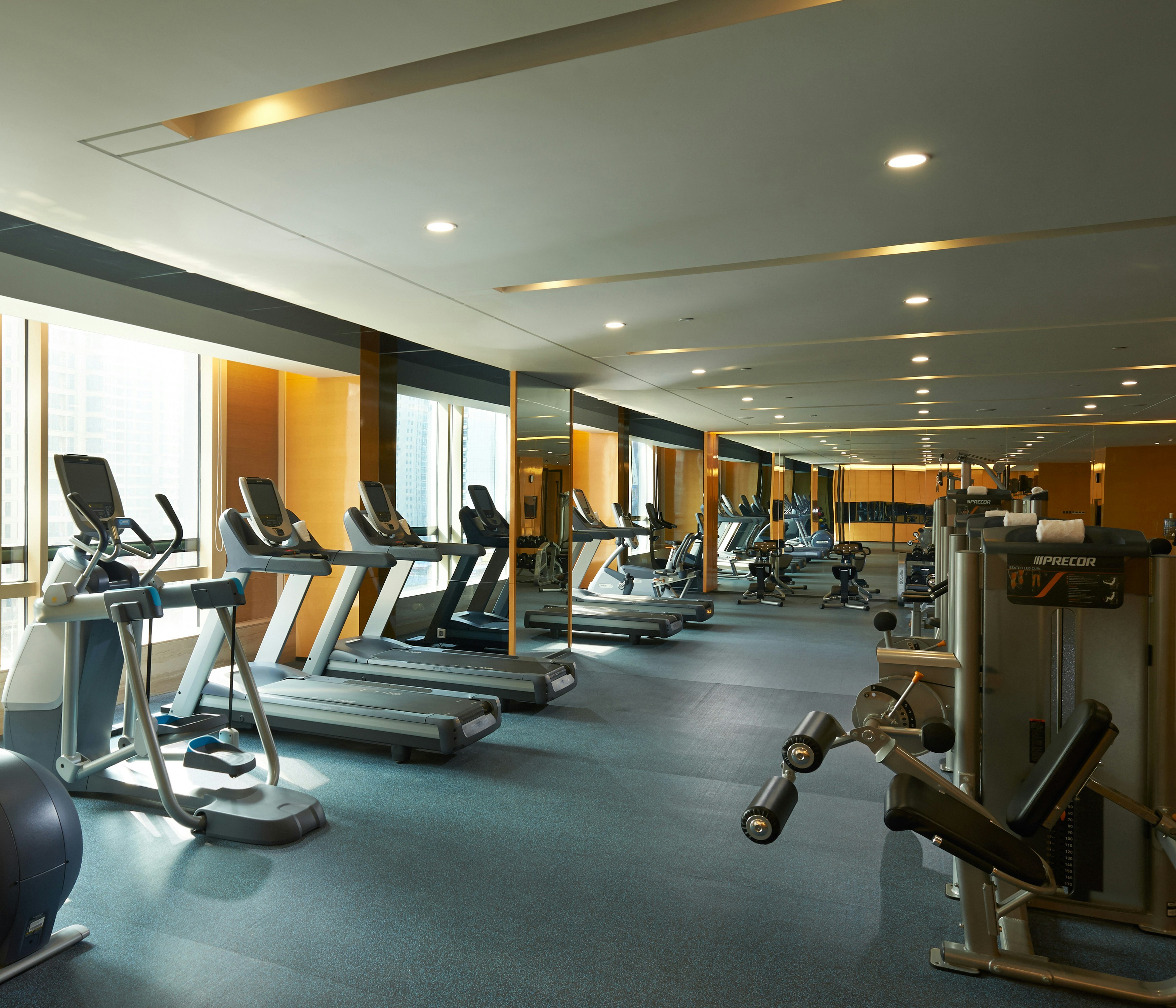 Hilton Zhengzhou 33/75