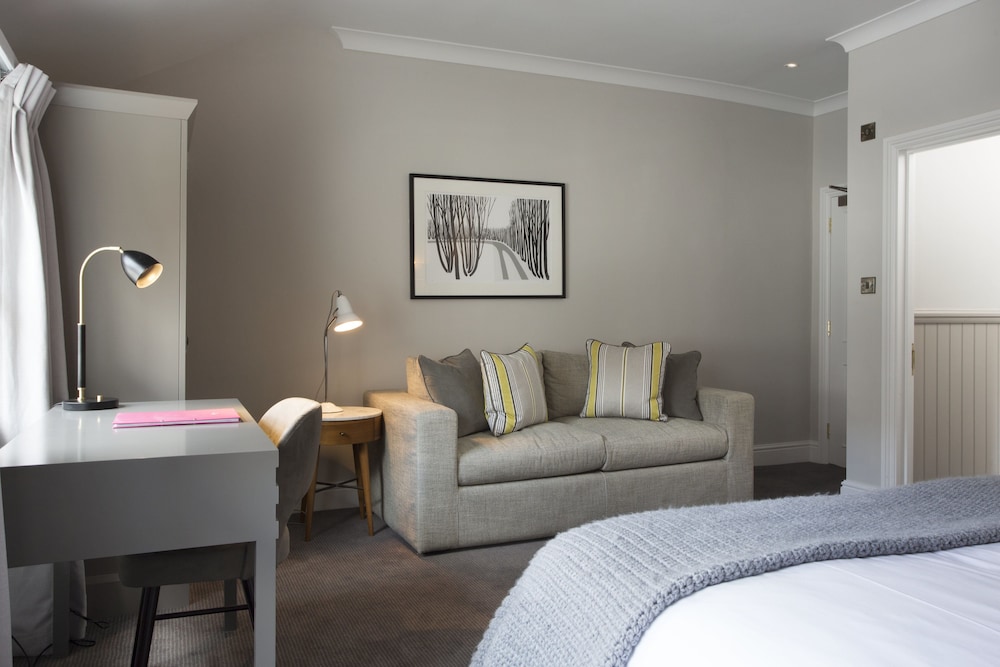 Royal Wells Hotel 48/71
