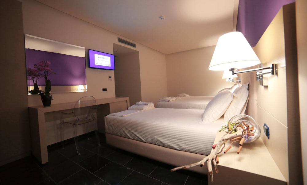 Hotel Palace Vlore 18/48