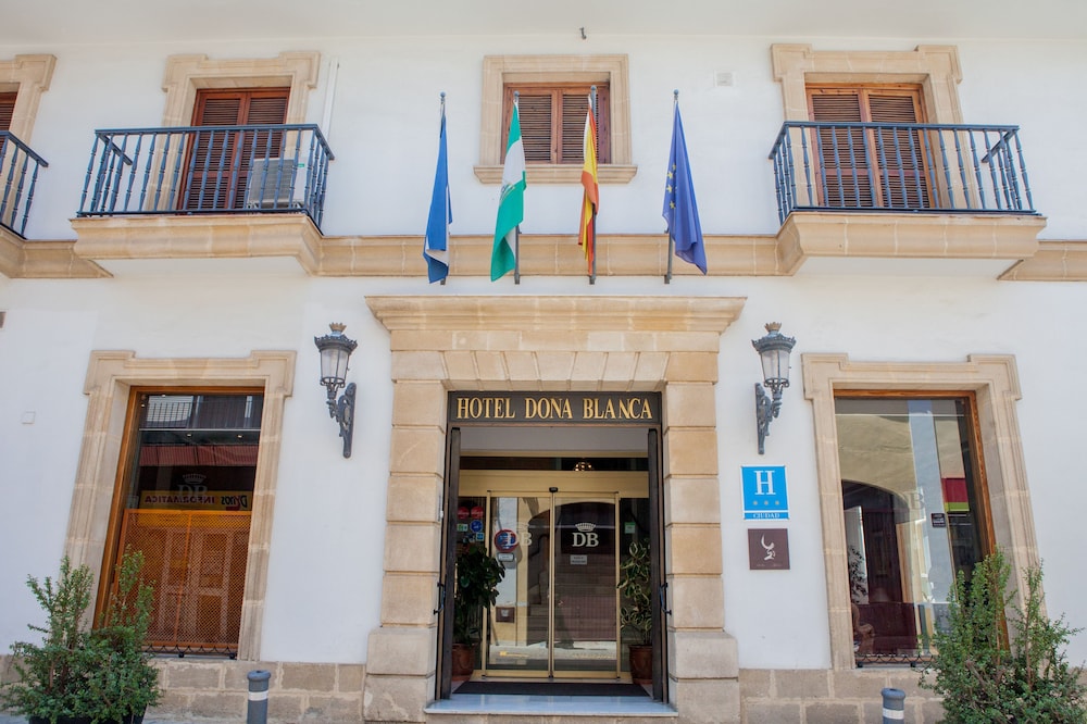 Hotel Dona Blanca 2/33