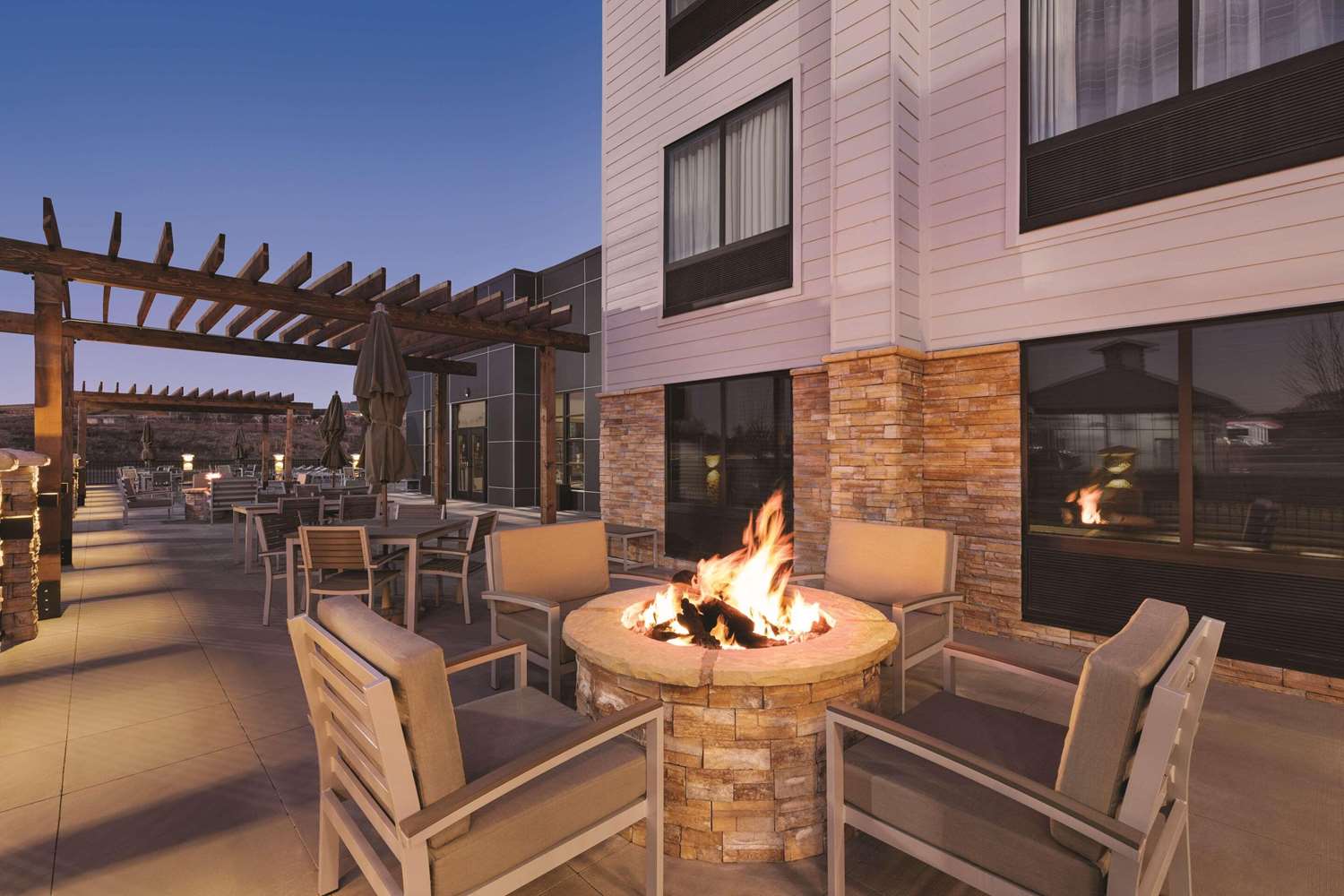 Country Inn Suites By Radisson Sevierville Kodak Tn 8/12