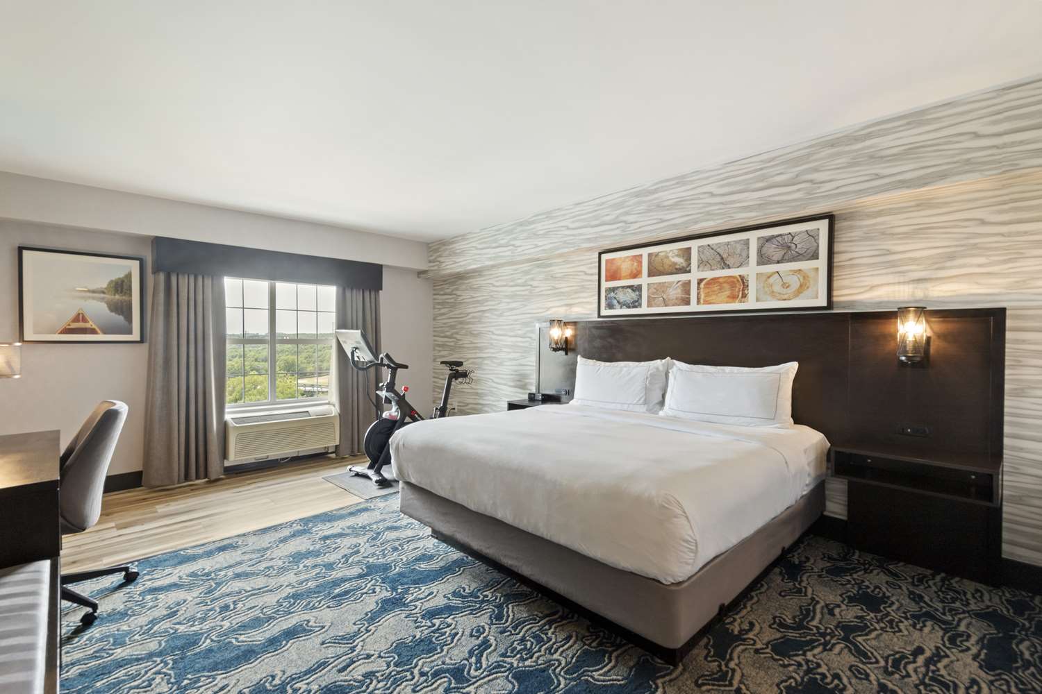 Fitness, King Bed, Peloton