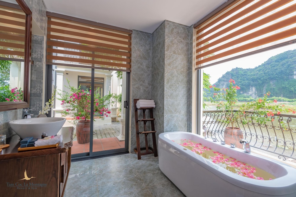 Tam Coc La Montagne Resort Spa 41/41