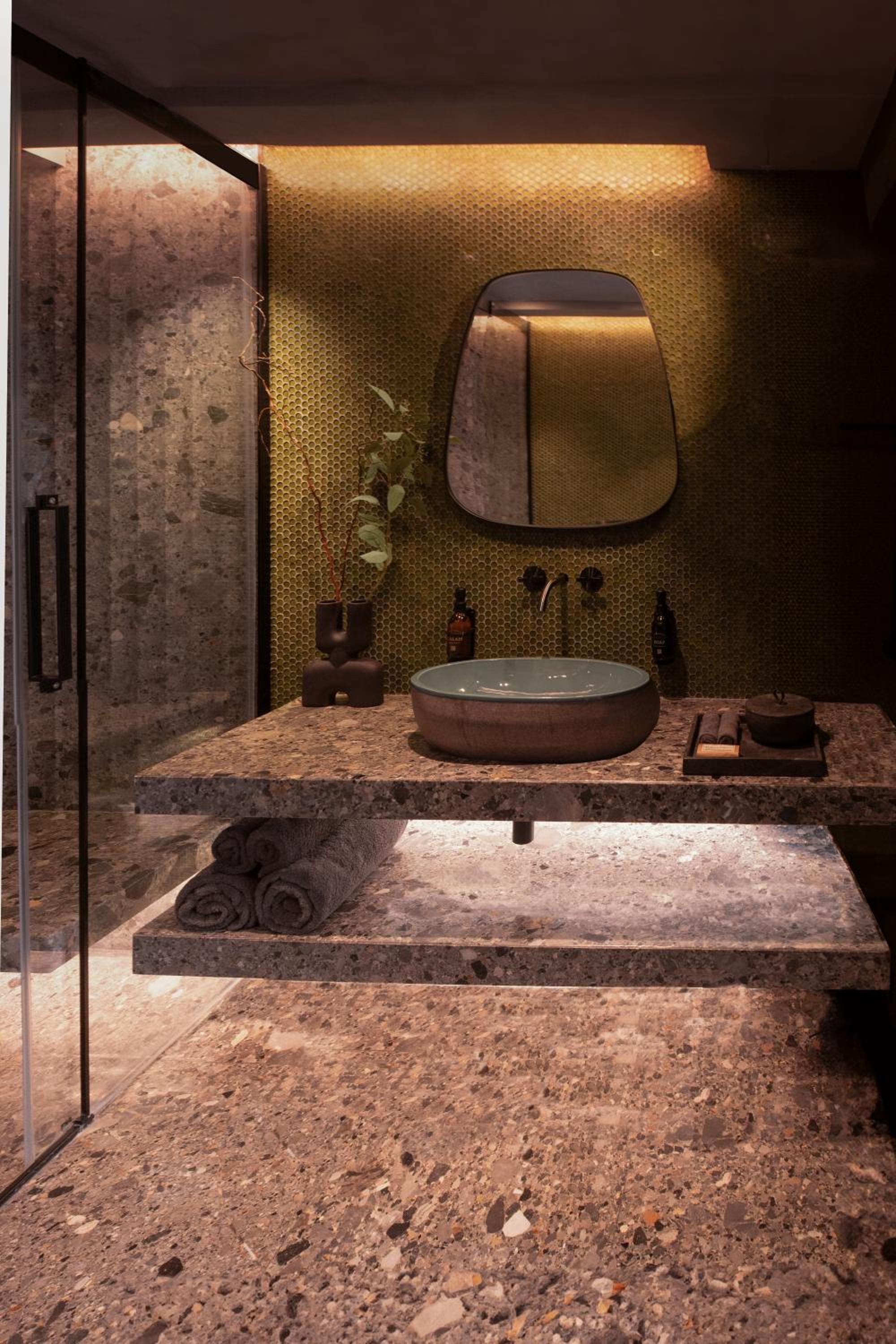 Unique Boutique Hotel Antibes Juan-les-Pins 47/50