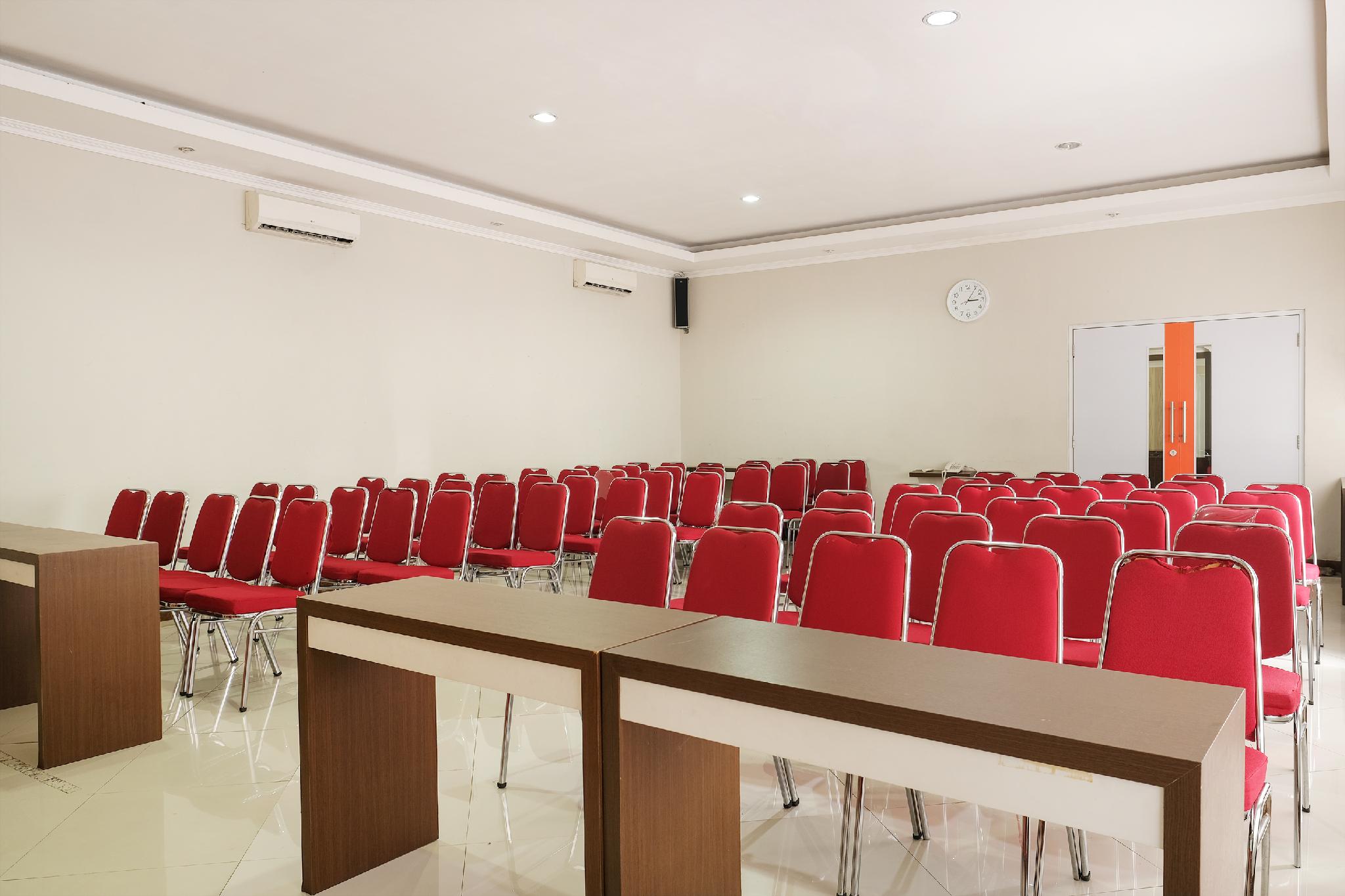 Hotel O Banguntapan Near Galaxy Waterpark Formerly Hotel Desa Puri 30/34