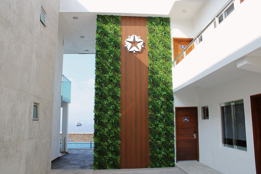 Hotel Star Manzanillo 4/65