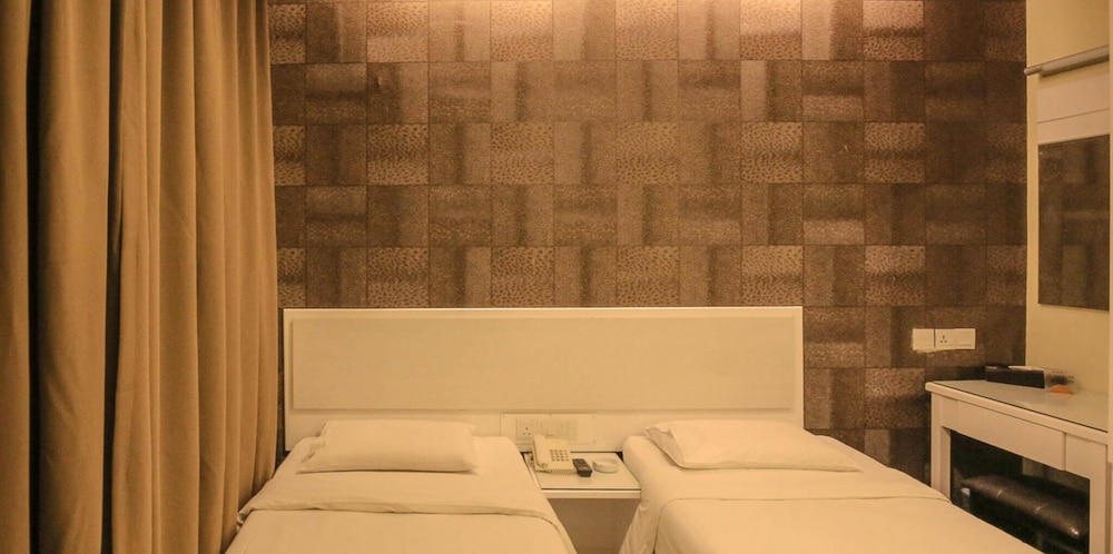 Ming Star Hotel 52/64