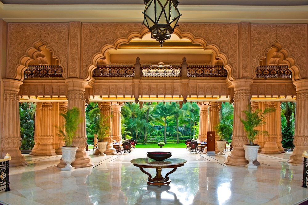 The Leela Palace Bengaluru 11/81