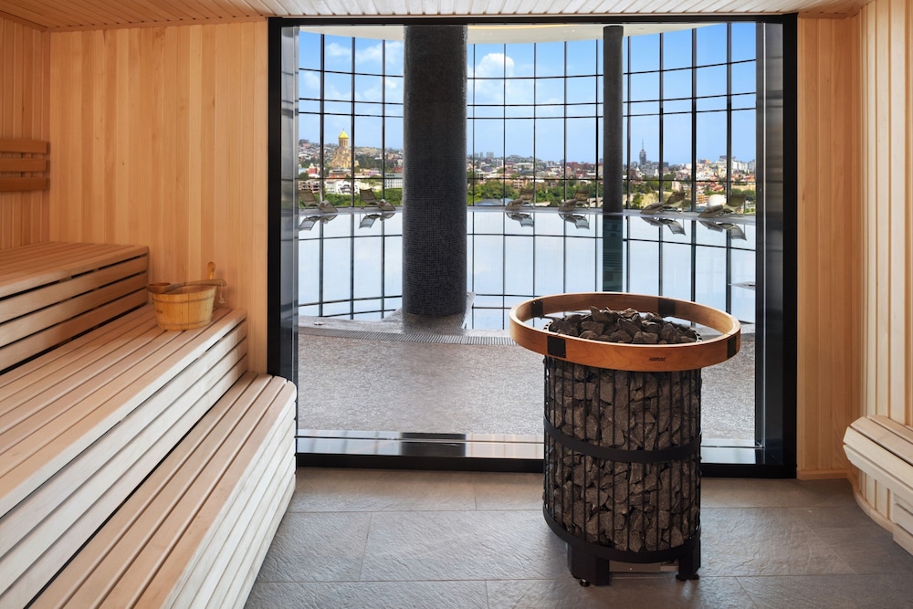 Paragraph Freedom Square, a Luxury Collection Hotel, Tbilisi 24/50