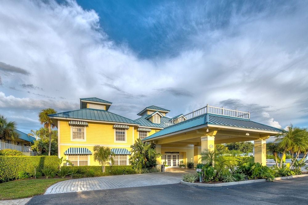Naples Garden Inn 3/57