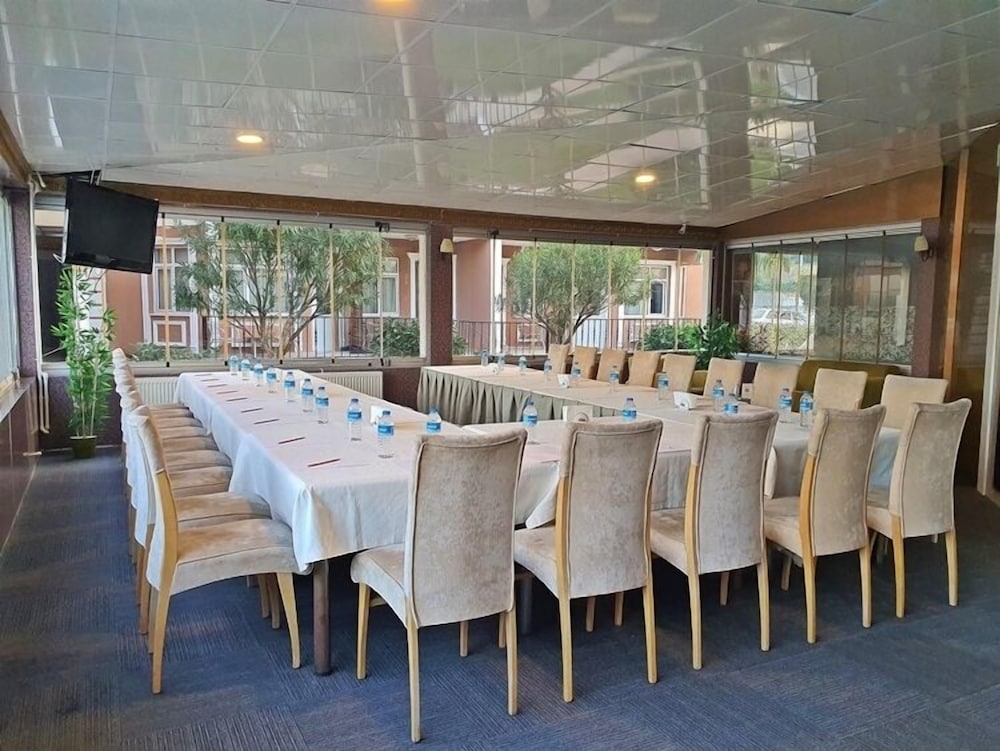 SAPANCA AQUA HOTEL 63/75