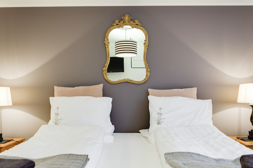 FREYJA GUESTHOUSE & SUITES 25/47