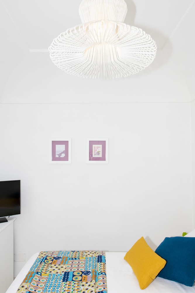 Eden Roc Hotel 46/57