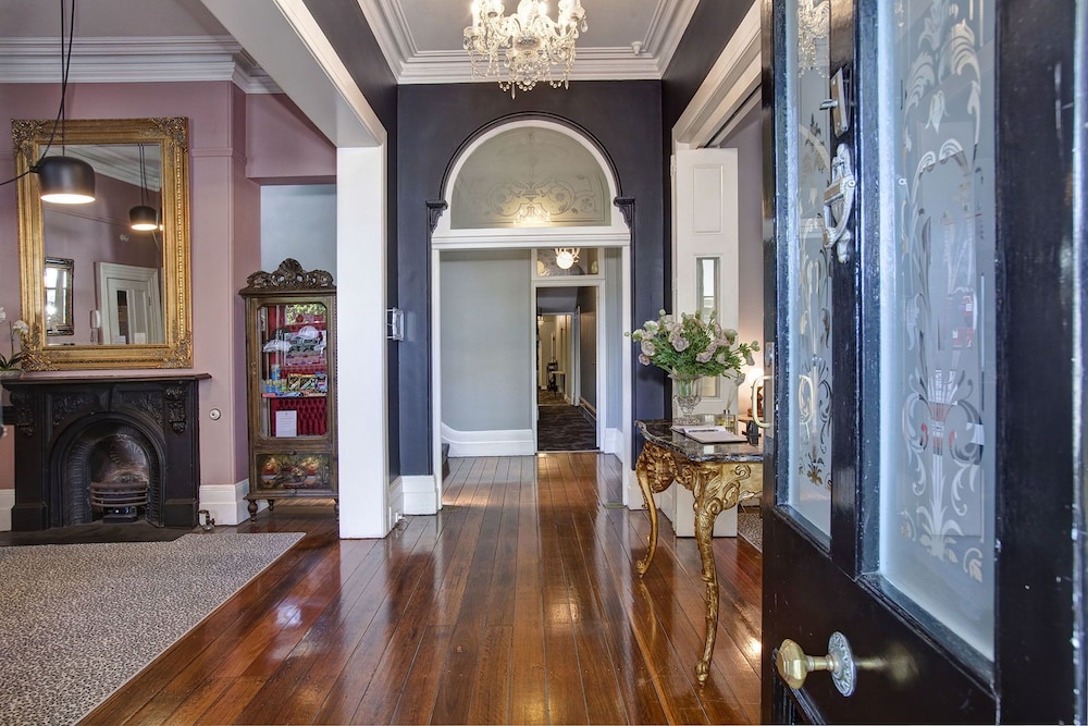 The Hughenden Boutique Hotel 8/76
