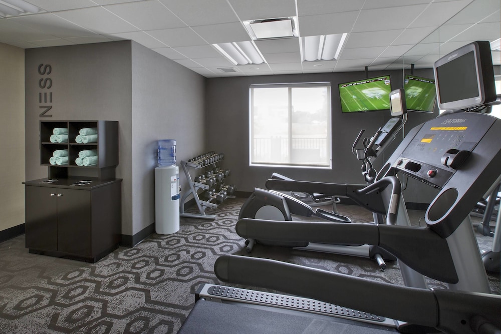 Fairfield Inn And Suites Syracuse Carrier Circle 23/39