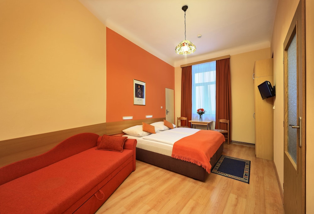 Hotel Golden City Garni 14/55