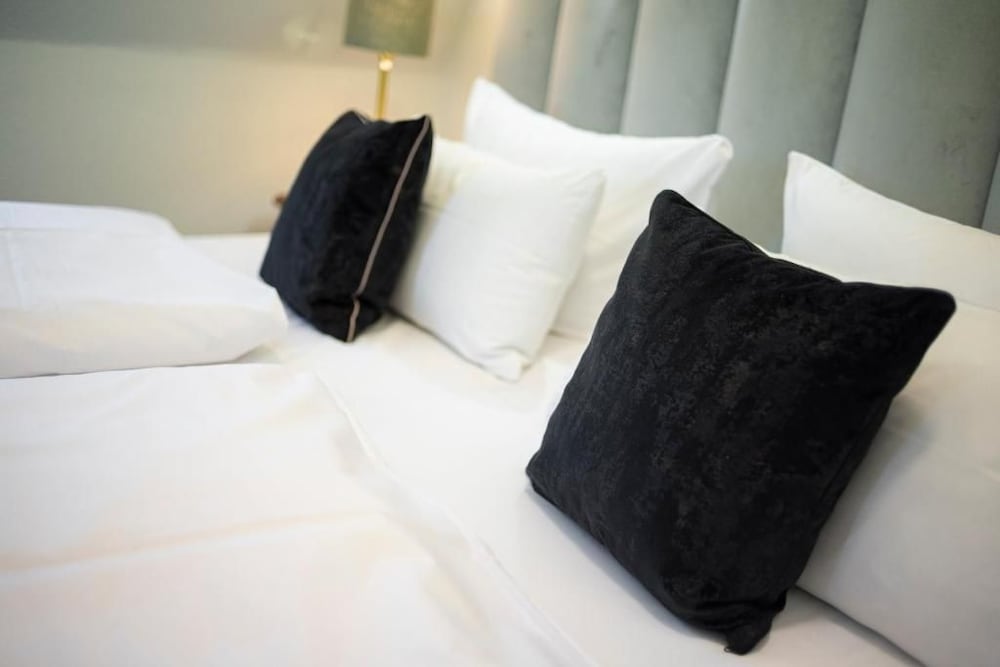 Van Der Valk Schlosshotel Grosser Gasthof 21/59