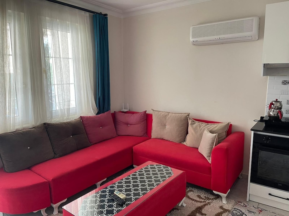 Tugay Hotel 41/67