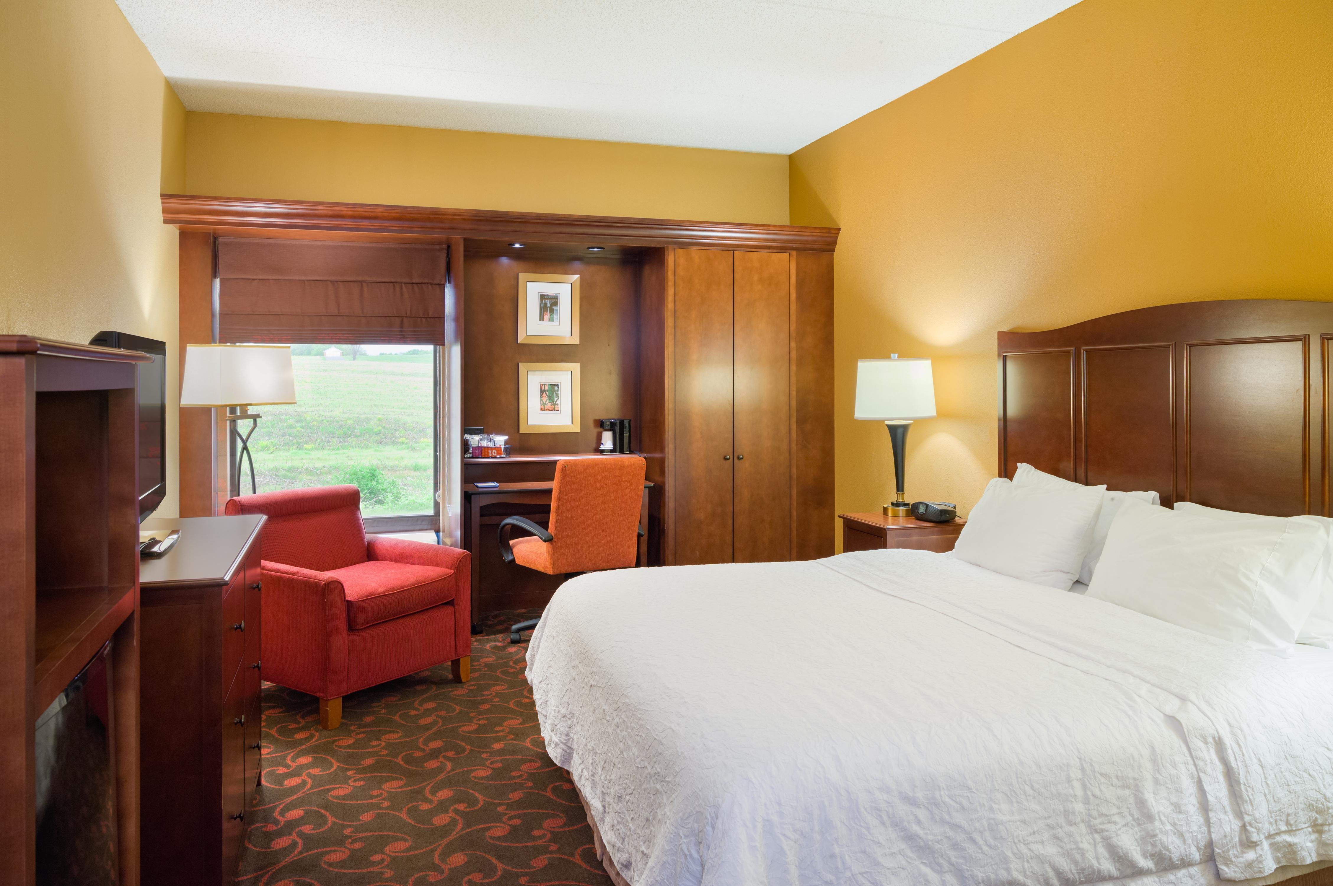 Larkspur Landing Hotel Carlisle 6/28