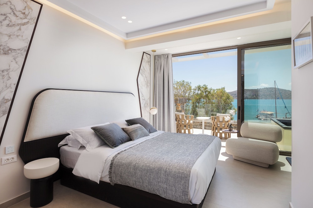 Naiades Beach Hotel – Adults Only 97/132