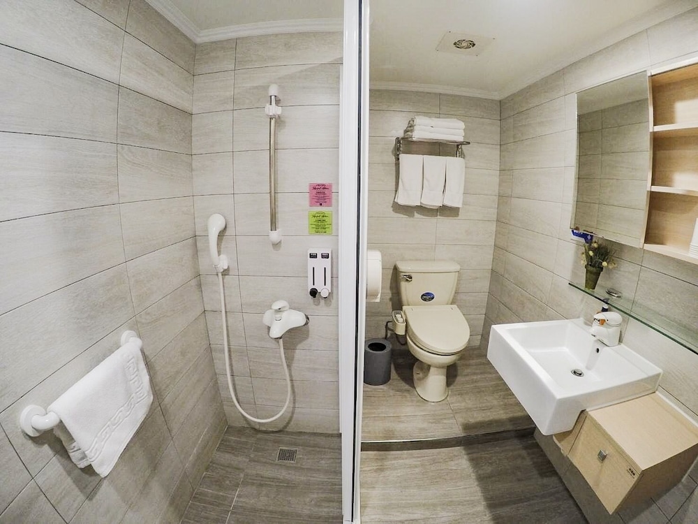MF Hotel Penghu 68/70