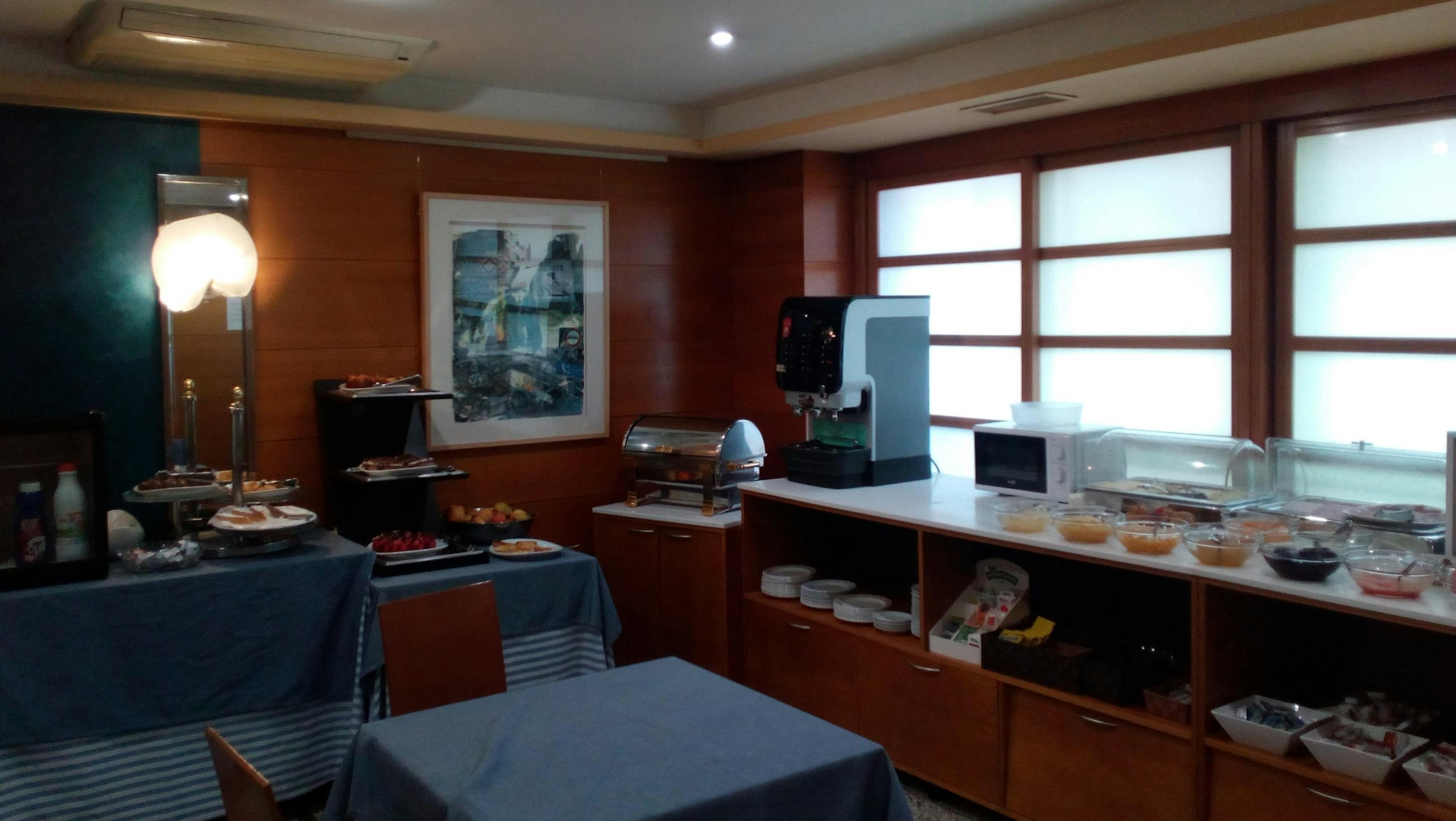 Hotel Corona de Castilla Burgos 34/42