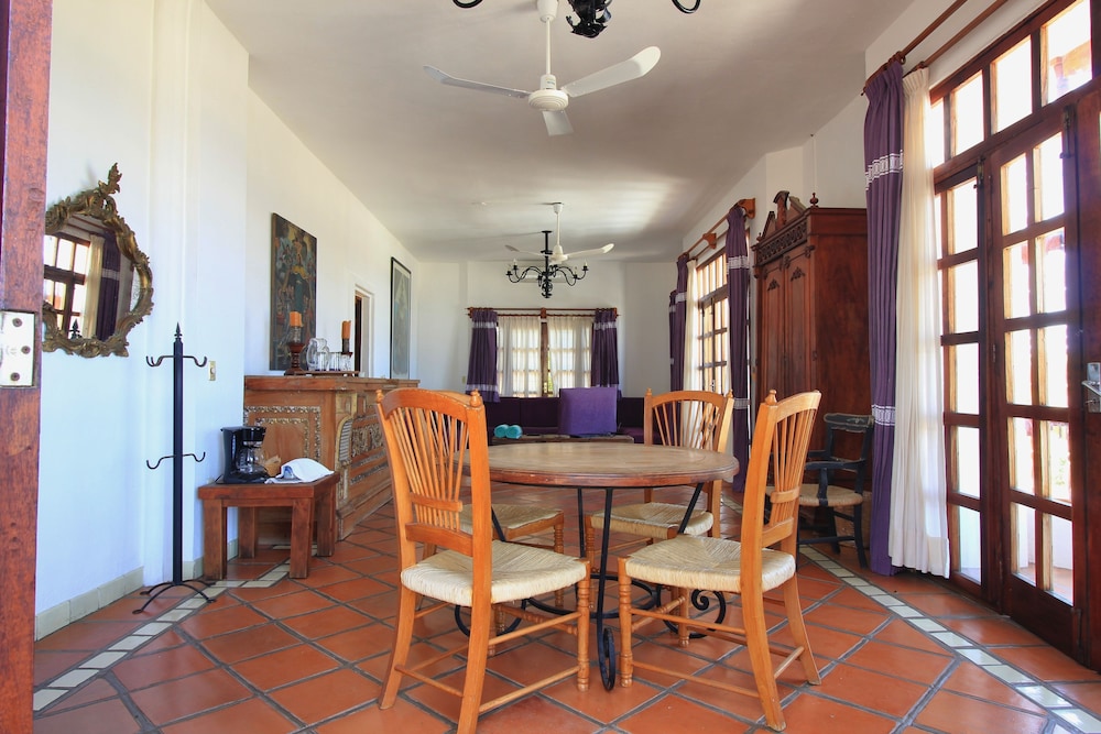 Hotel Santa Fe Puerto Escondido 8/50