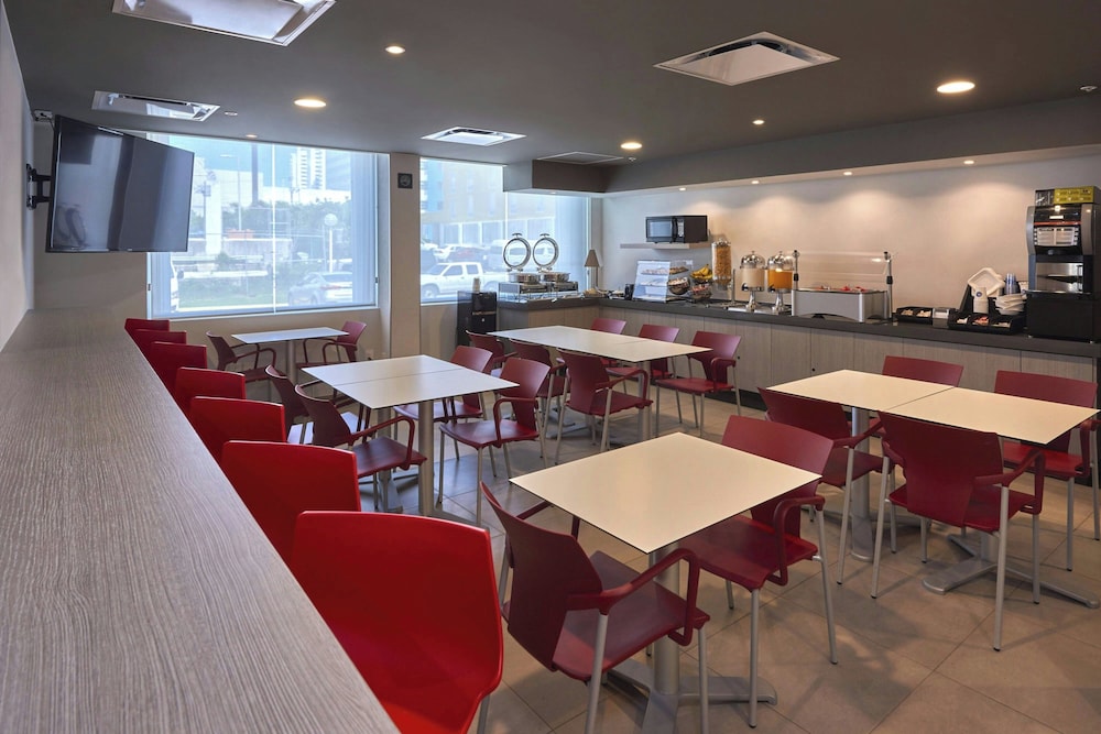 City Express Junior by Marriott Toluca Zona Industrial 23/39