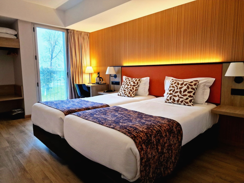 Hotel 3K Porto Aeroporto 12/53