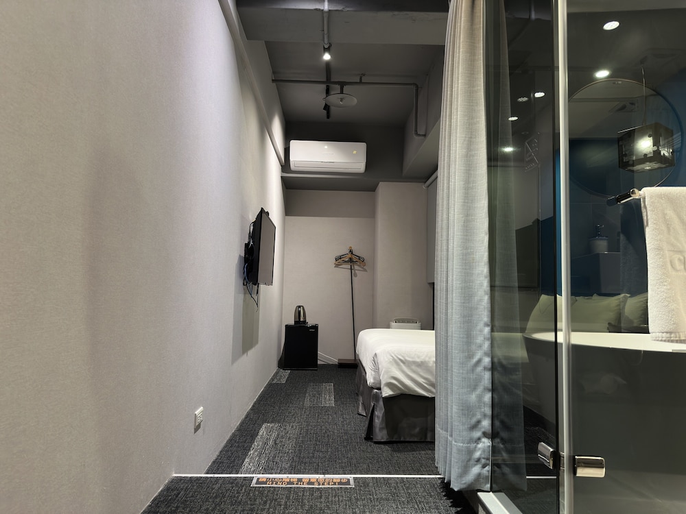 Cho Hotel 3 46/50