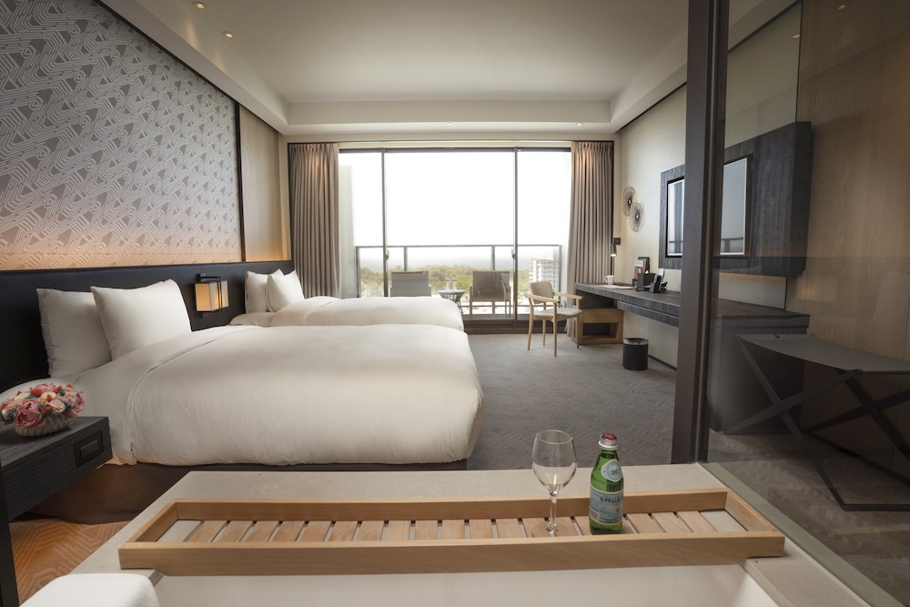 CROWNE PLAZA TAINAN 19/81