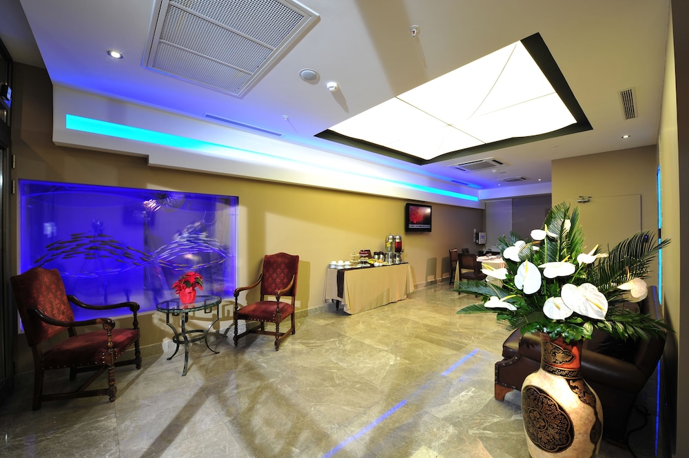 YASMAK COMFORT HOTEL 1/32