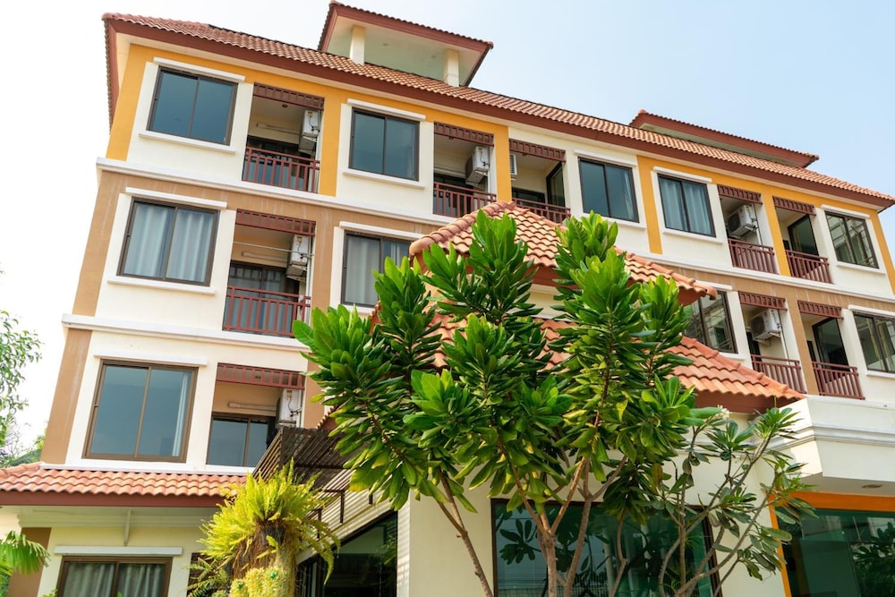 Sasi Nonthaburi Hotel And Apartment 7/57