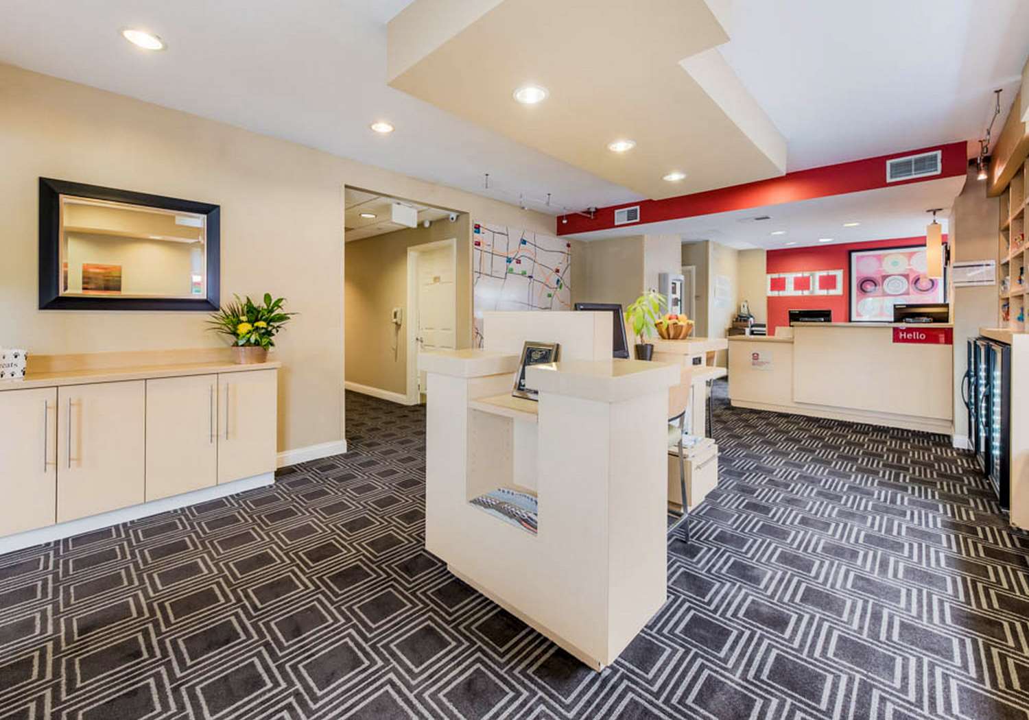 Suburban Studios Blue Ash Cincinnati 7/48