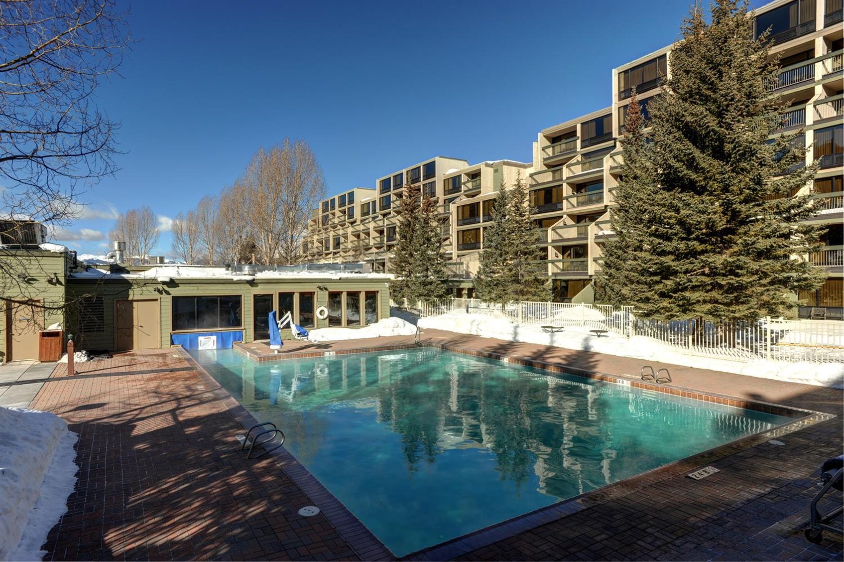 Keystone Lodge And Spa 44/46