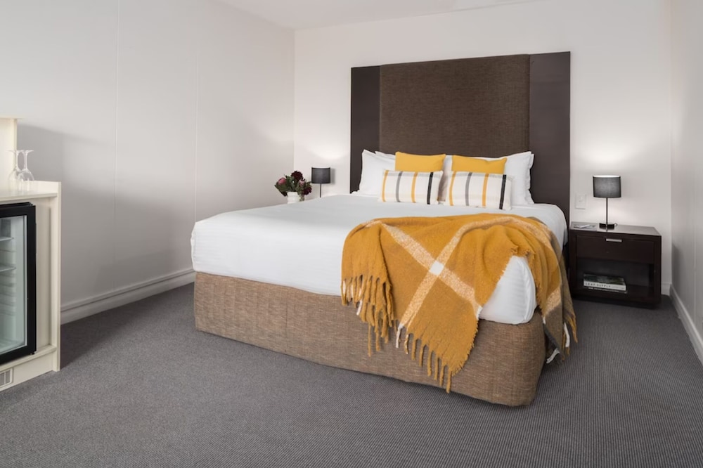 Rydges Bankstown 9/46