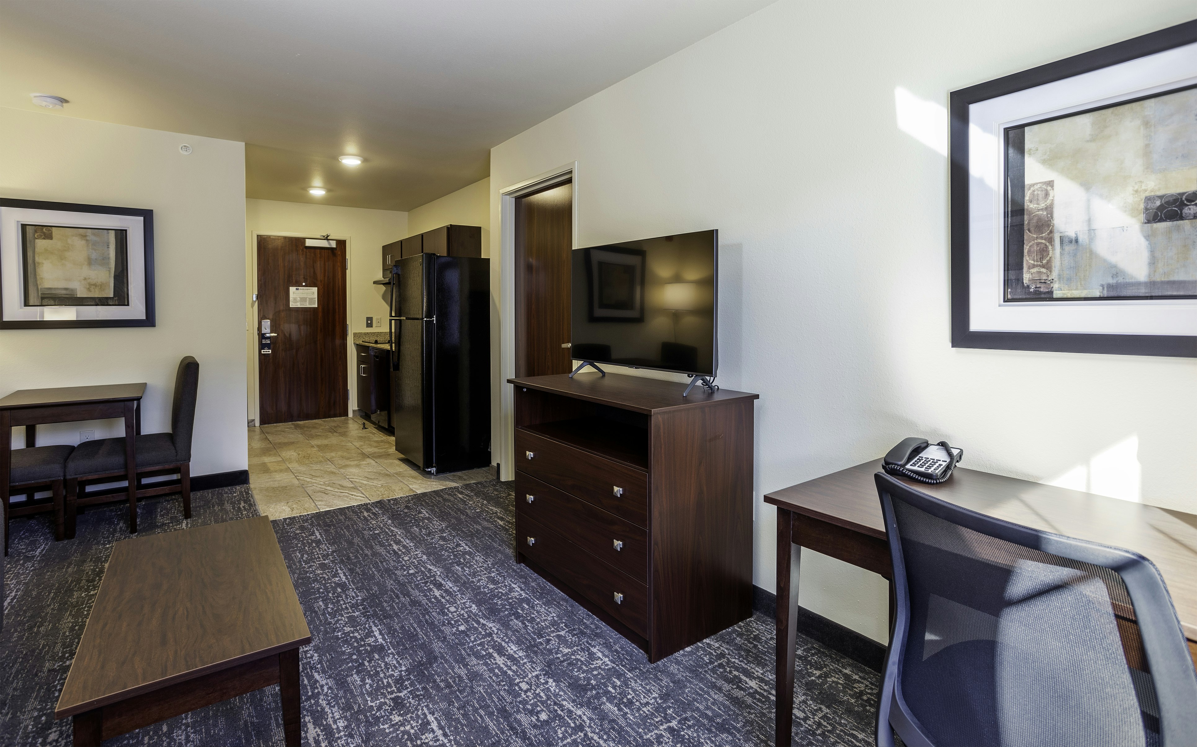 Cobblestone Inn & Suites - Brookville 30/48