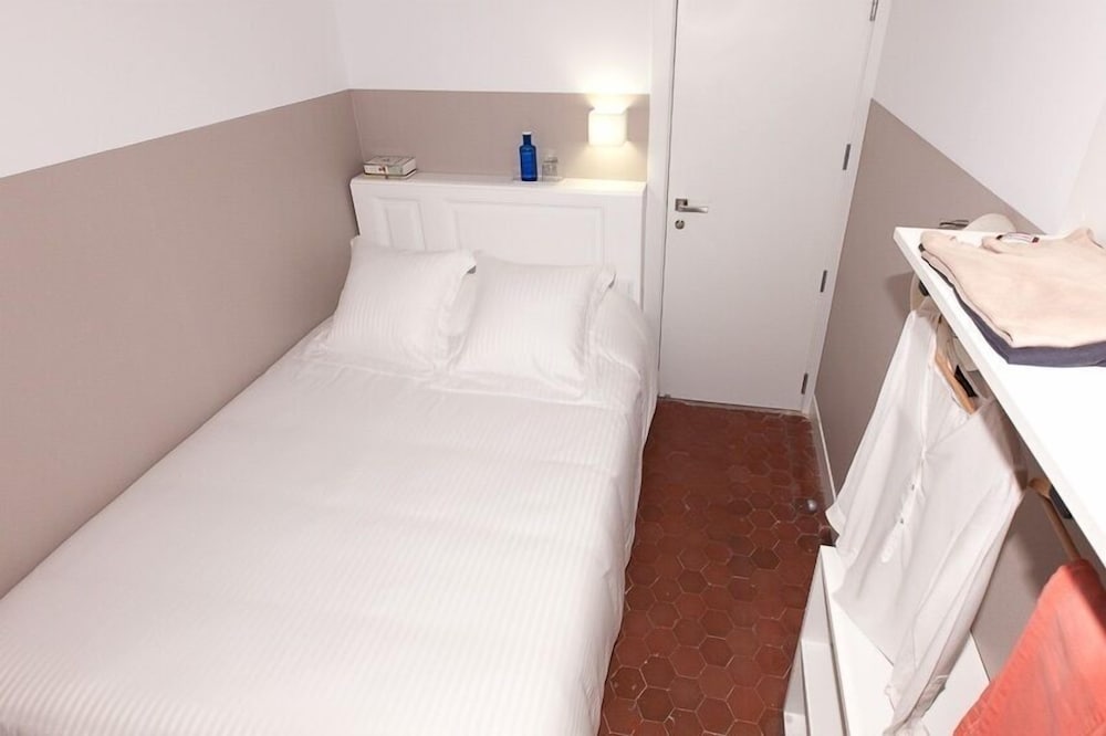 Hostal Ecozentric 40/40