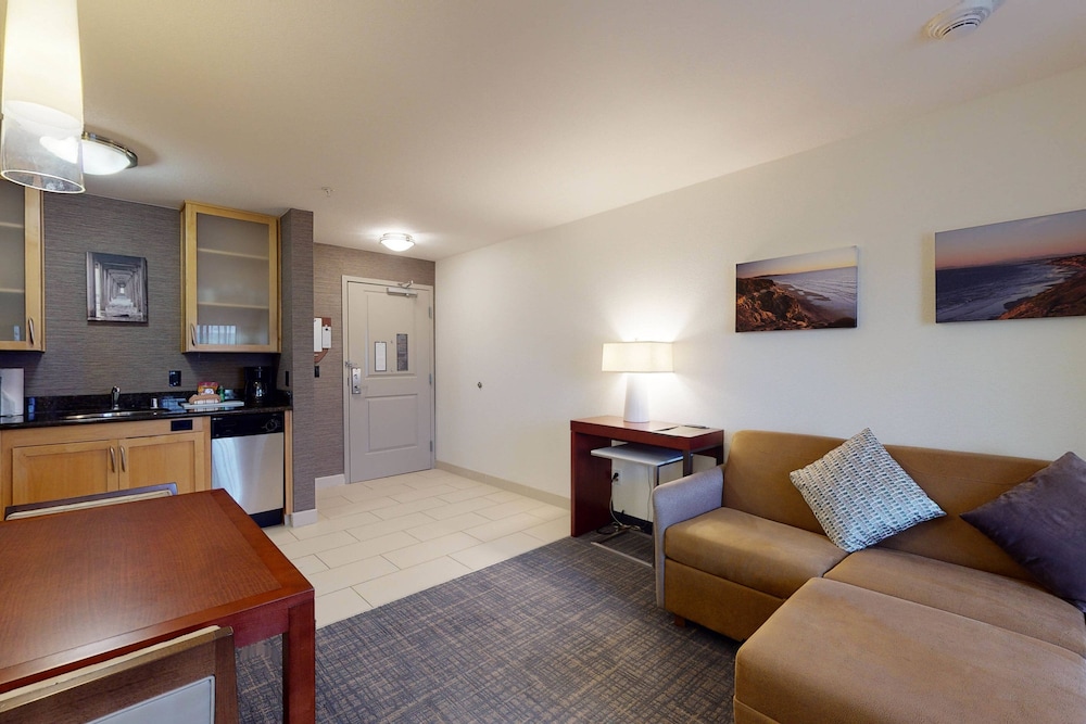 Residence Inn San Diego Del Mar 28/46