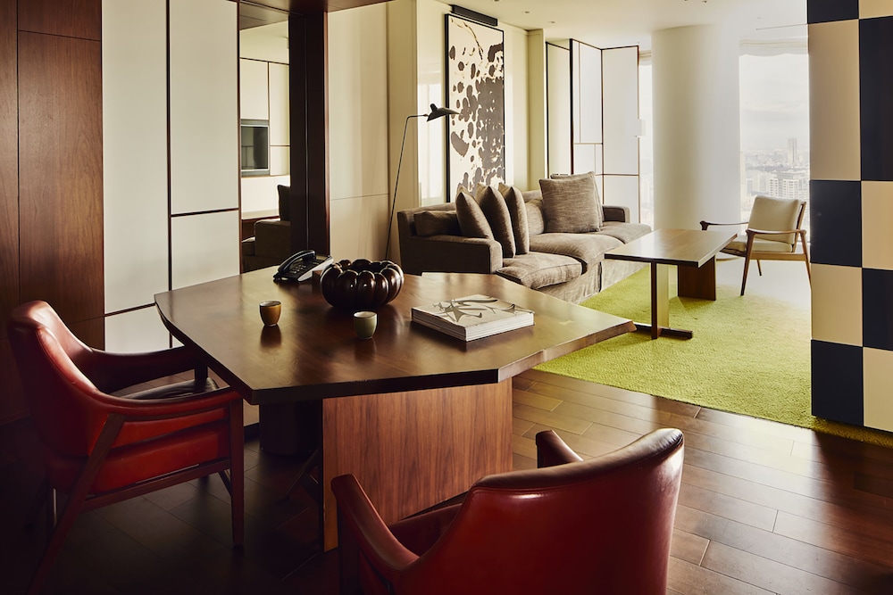 Andaz Tokyo Toranomon Hills 55/69