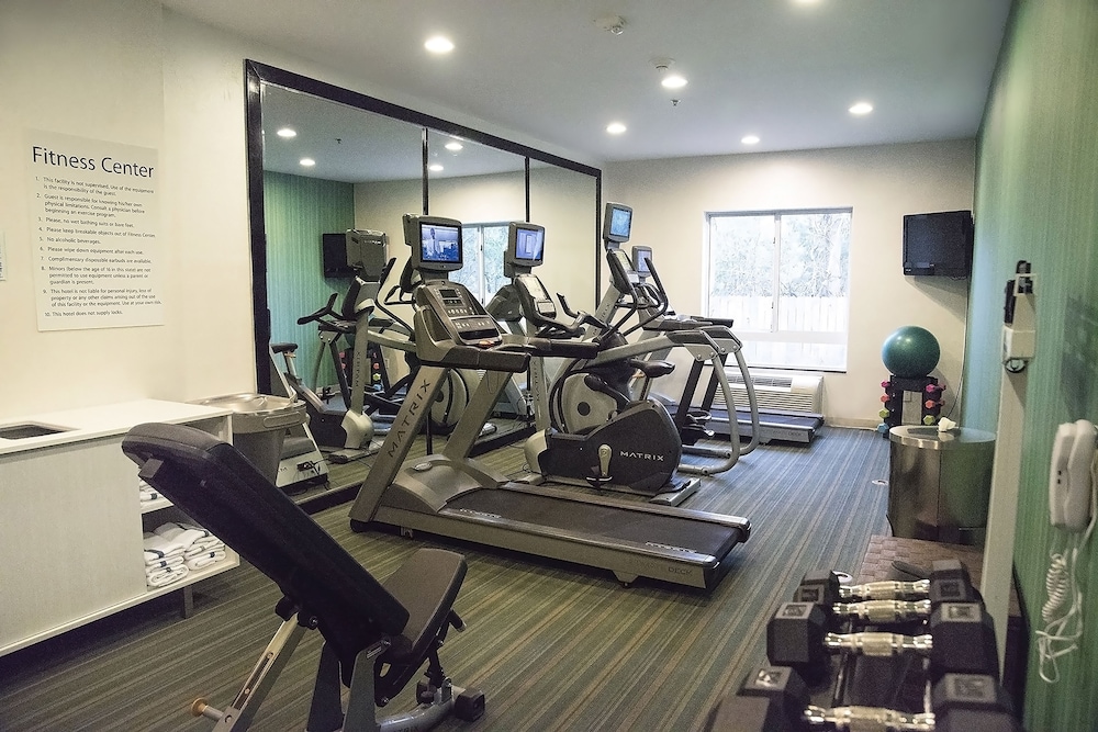 Holiday Inn Express Hotel Suites Alexandria 31/62