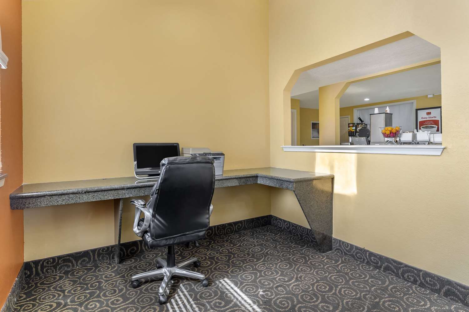 Econo Lodge Near Lackland Air Force Base-SeaWorld 26/39