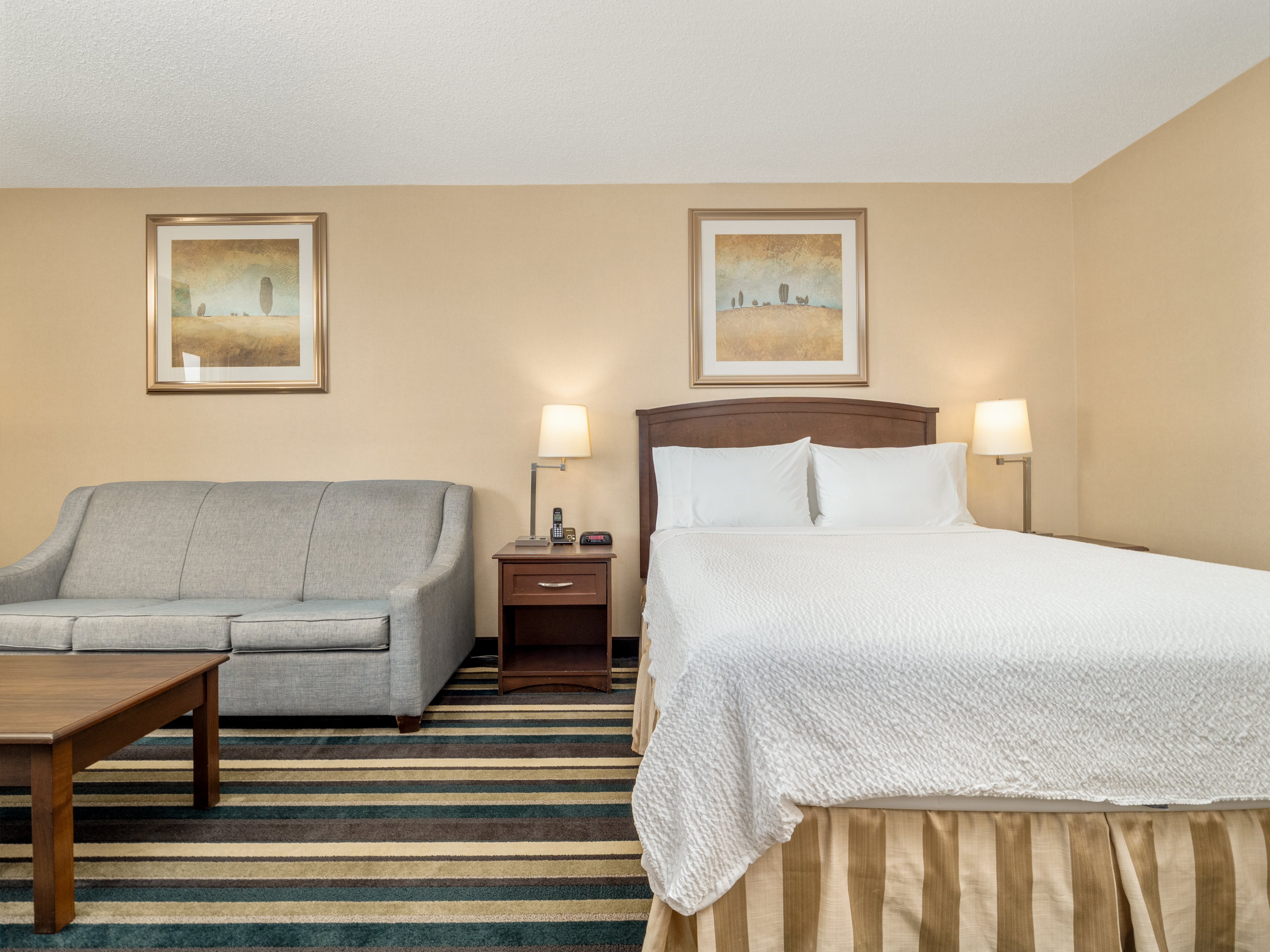 Holiday Inn Conference Ctr Edmonton South 25/72